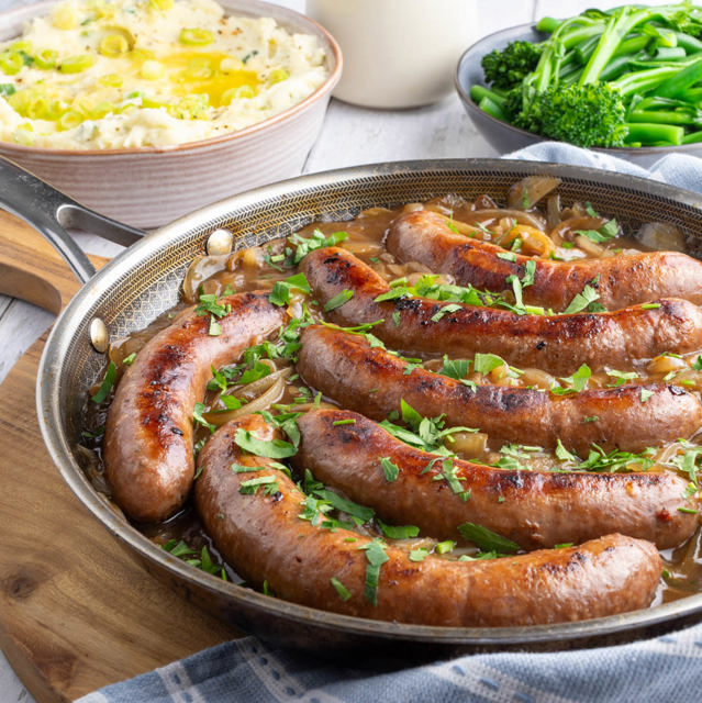 Recipe picture for Bangers & Mash with gravy (Sausages and mashed potatoes)
